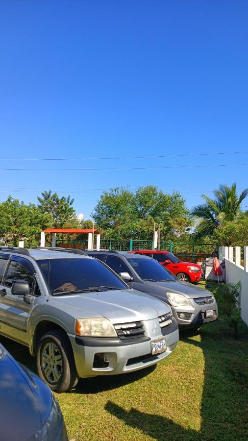 Lo De Reyes Monterrico Y Sipacate Otel Las Quechas Dış mekan fotoğraf