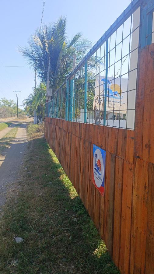 Lo De Reyes Monterrico Y Sipacate Otel Las Quechas Dış mekan fotoğraf