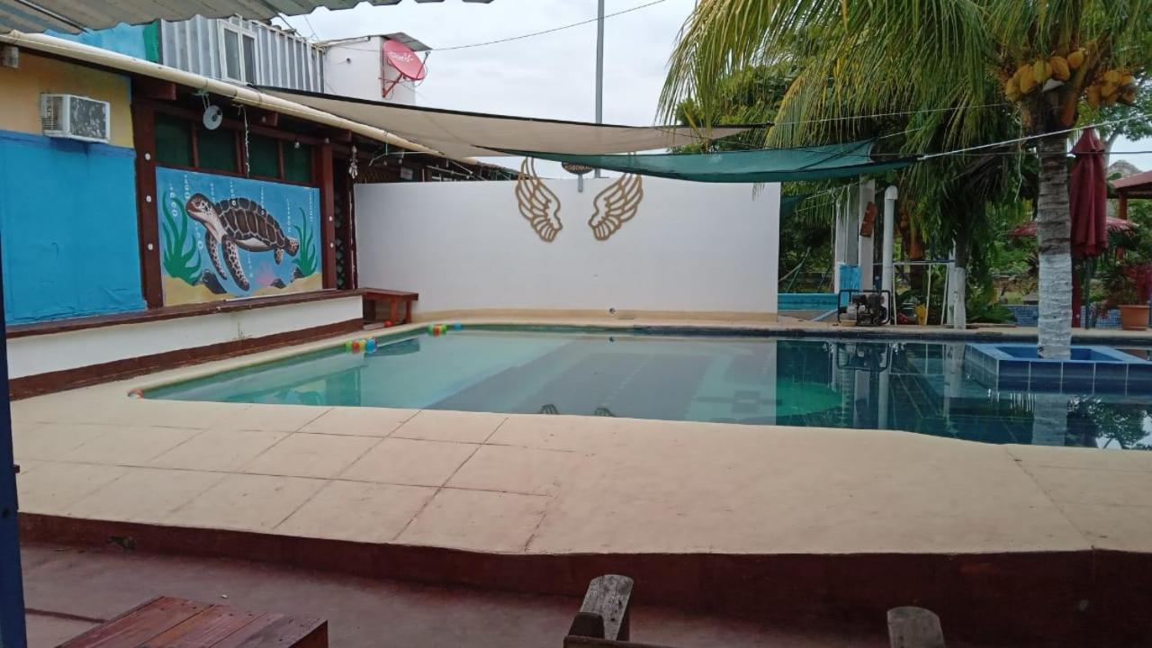 Lo De Reyes Monterrico Y Sipacate Otel Las Quechas Dış mekan fotoğraf